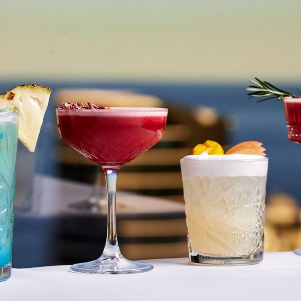 Revolving Rooftop Buffet Lunch Experience at Horizon Sky Dining 5