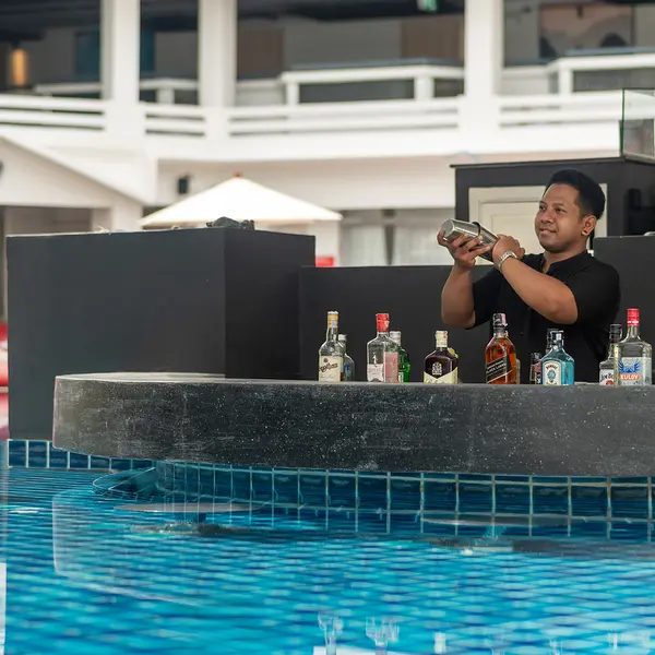 Radisson RED Phuket Patong Beach, Phuket , Thailand 4