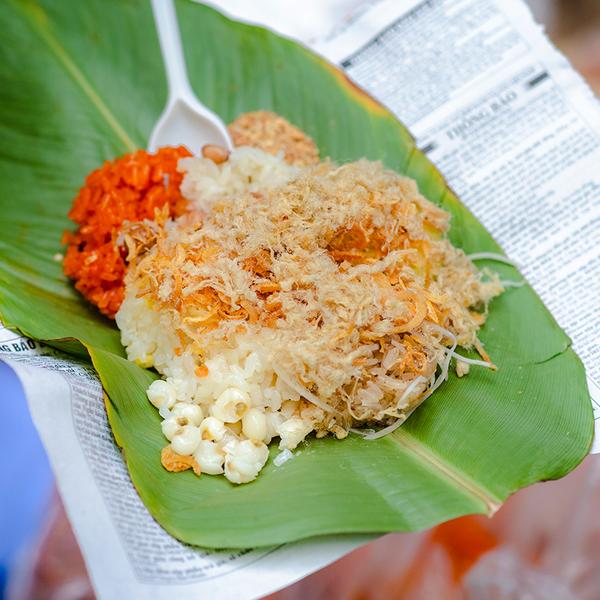 Four-Hour Private Early Morning Food Tour with Old Quarter Transfers 2