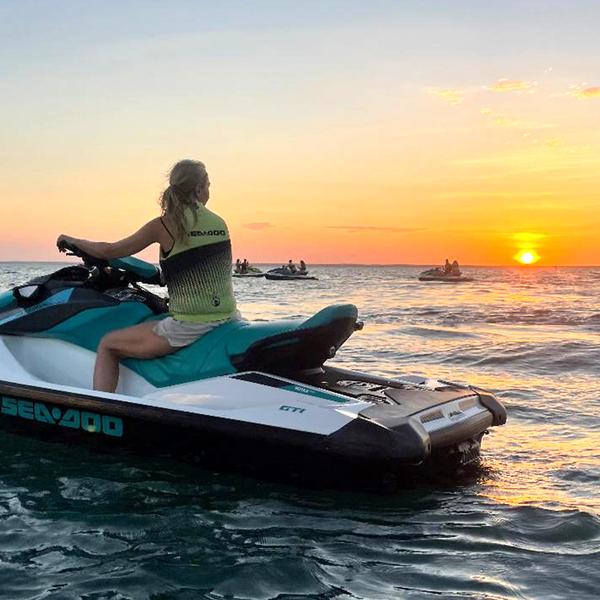 Darwin: Experience Spectacular Sunsets on a 90-Minute Golden Eye Jet Ski Tour  1