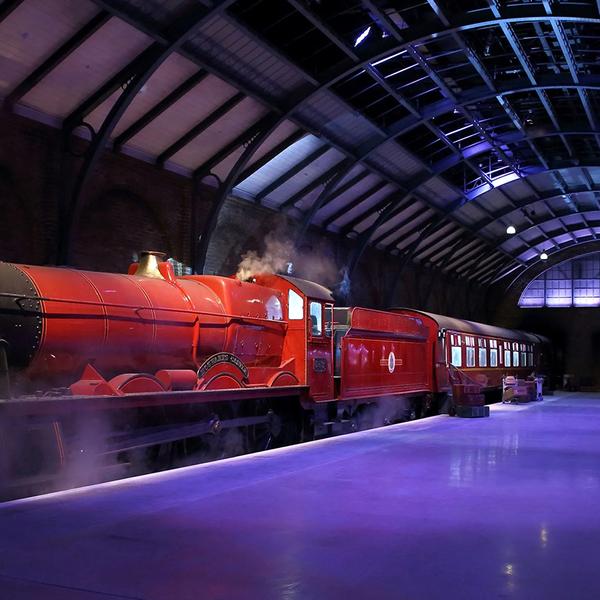 London: Go Behind the Scenes of Harry Potter at Warner Bros. Studio with Butterbeer™ & Branded Bus Transfers 2