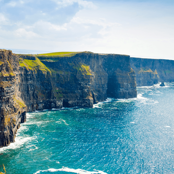 Ireland Highlights Tour with Giant's Causeway & Blarney Castle by Luxury Escapes Trusted Partner Tours 1