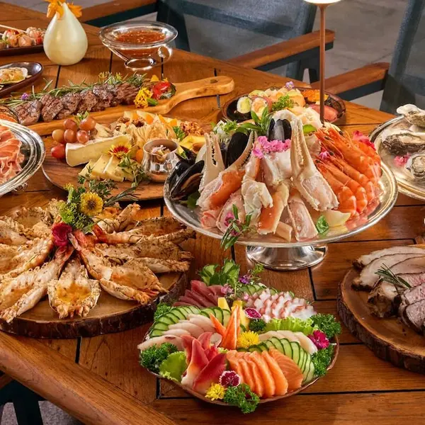 The Peninsula Bangkok, Bangkok, Thailand 6