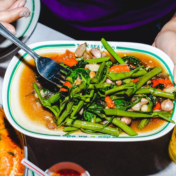 Adventurous Four-Hour Food Tour of Bangkok's Backstreets with 15+ Tastings 2