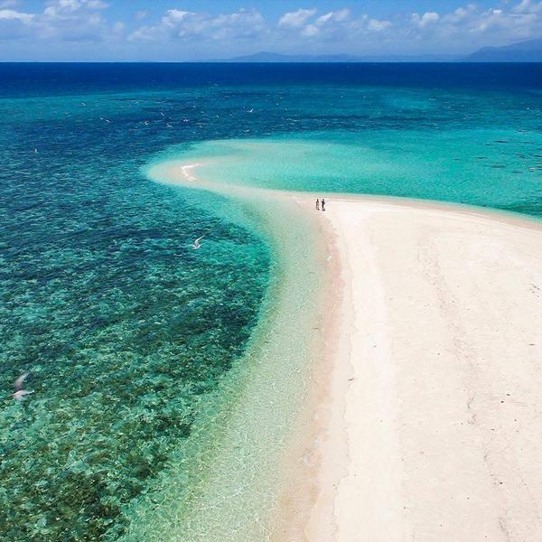 Small Group Mackay Coral Cay Luxury Sailing Eco-Tour with Guided Snorkelling & Buffet Lunch 2