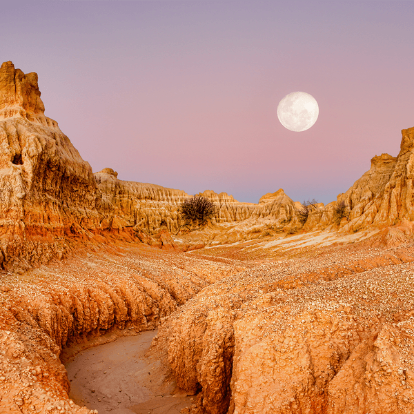 Australian Outback Highlights with Scenic Lake Mungo Flight & Griffith Wine Tasting by Luxury Escapes Trusted Partner Tours 2