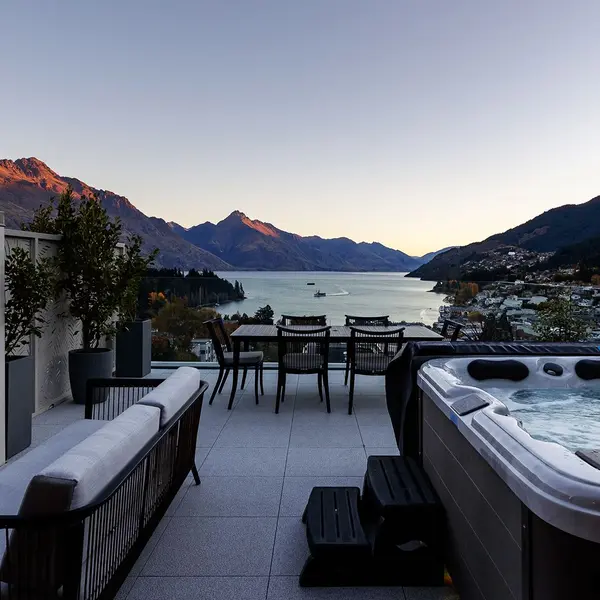 The Carlin Boutique Hotel, Queenstown, New Zealand 1