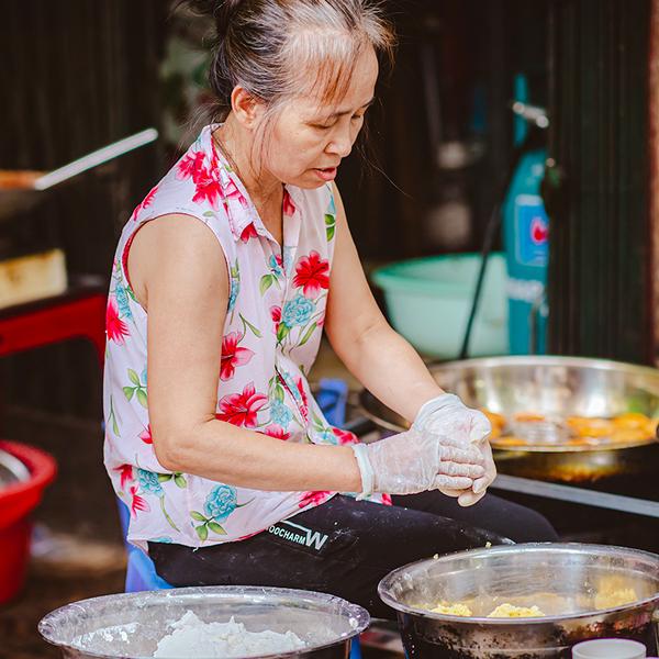 Hanoi: Four-Hour Private Early Morning Food Tour with Old Quarter Transfers 6