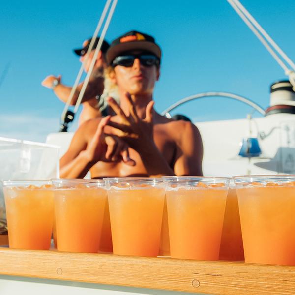 Honolulu: 1.5-Hour Sunset Sail with All-Inclusive Drinks 8