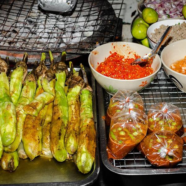 Bangkok: Discover Unique Tastes & Local Favourites on a Four-Hour Chef's Food Tour of Old Siam 2