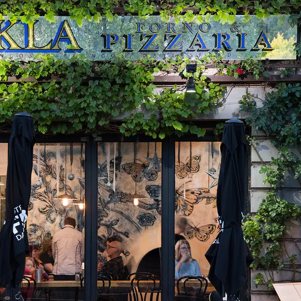 Hotel Frangos, Daylesford, Victoria 5