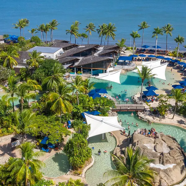 Radisson Blu Resort Fiji, Denarau Island, Fiji 1