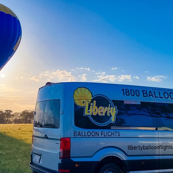Perth: Sunrise Balloon Flight over Avon Valley with Buffet Breakfast & Transport 4