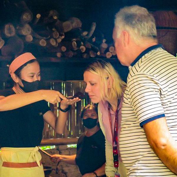 Private Ubud Foodie Tour with Lunch, Visit to Coffee Plantation & Street Food Tasting 4