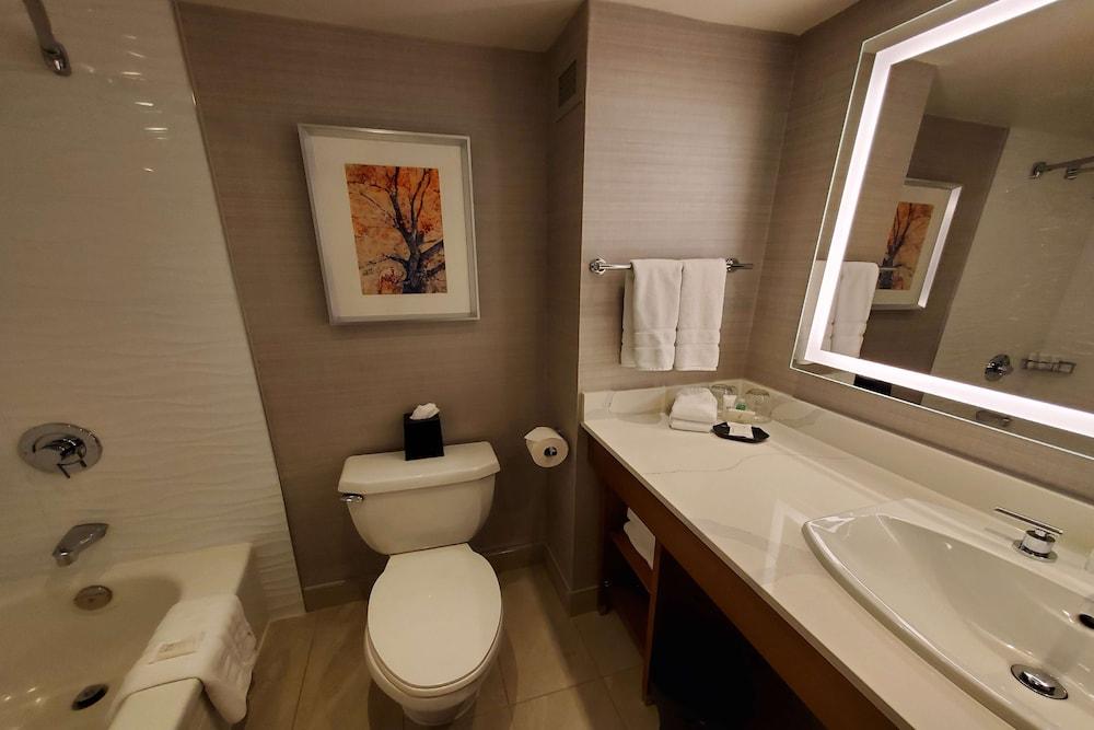image 5 at Pan Pacific Toronto by 900 York Mills Rd Toronto ON Ontario M3B3H2 Canada