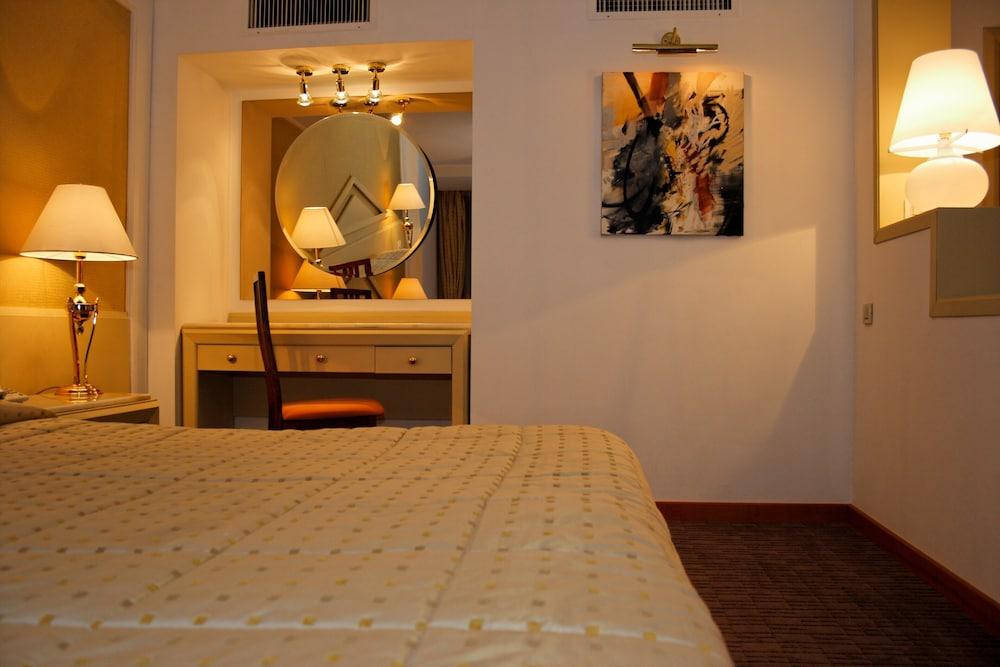 image 3 at Aro Palace Hotel by 27 Eroilor Boulevard Brasov 5000000 Romania