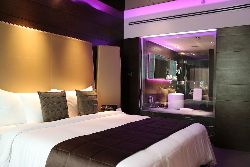 image 3 at Radisson Blu Atria Bengaluru by No. 1 Palace Road Bengaluru Karnataka 560 001 India