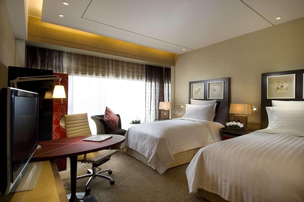image 3 at Hilton Beijing by 1 Dong Fang Rd, North Dong Sanhuan Rd Chaoyang District Beijing Beijing 100027 China