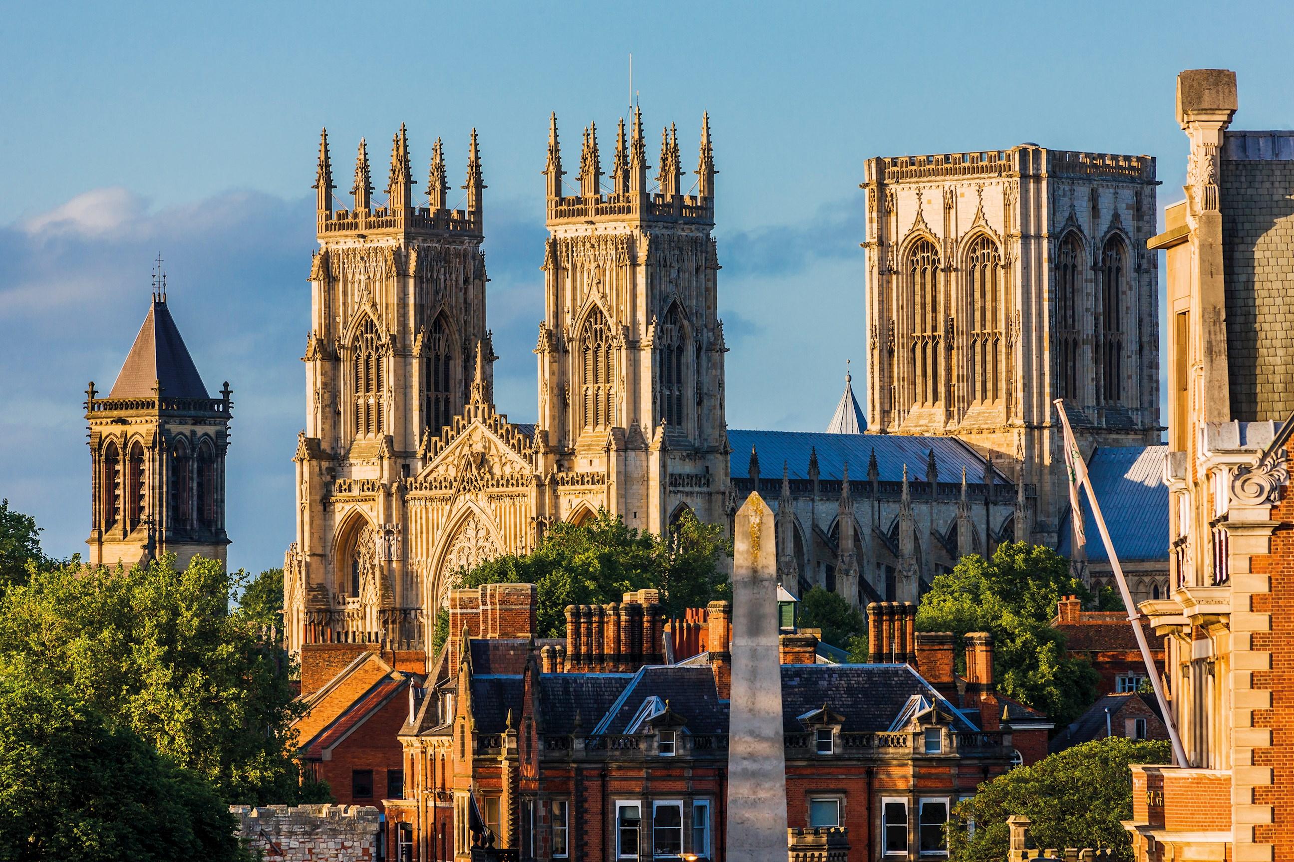 Britain and Ireland Explorer Guided Tour