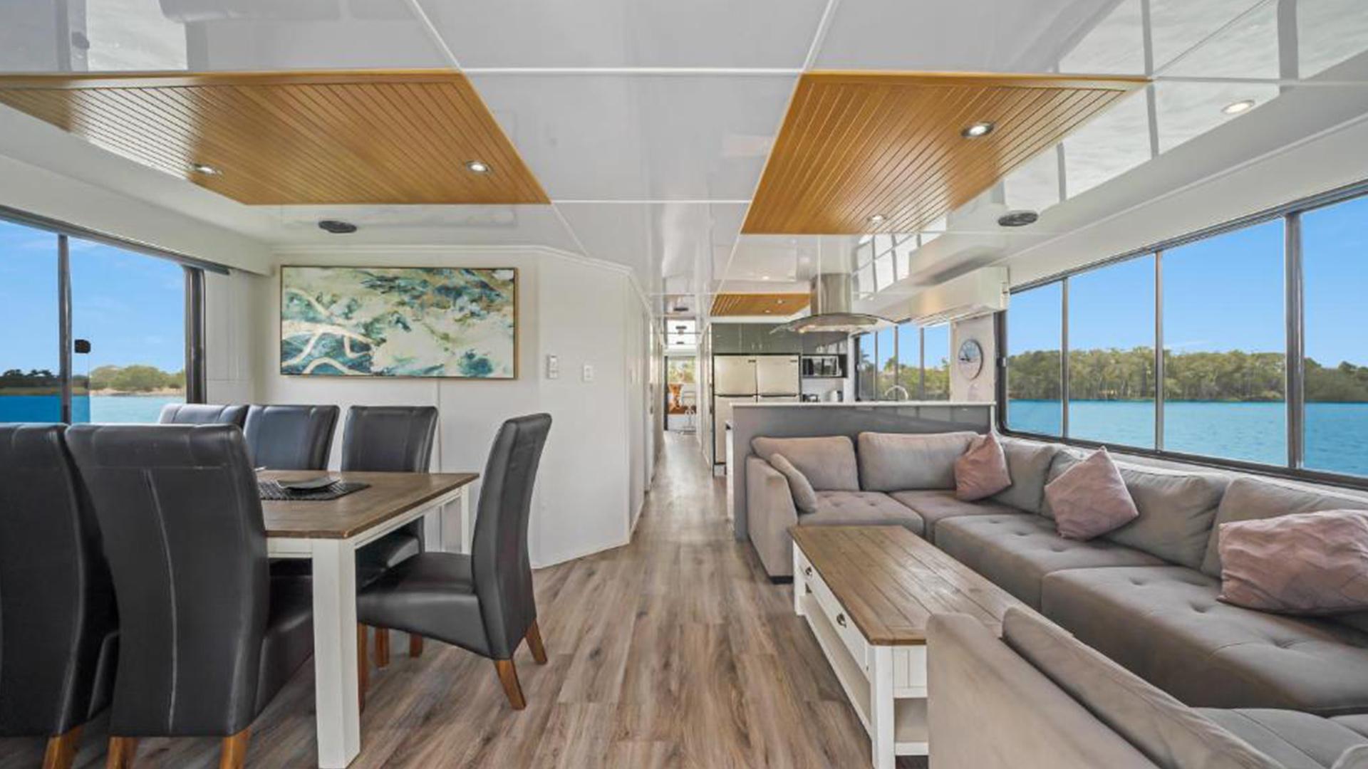 Tranquil Gold Coast Houseboat for up to 12 Guests with Rooftop Spa