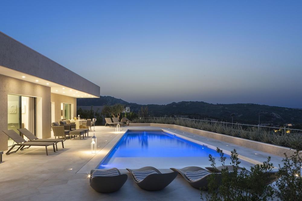 image 1 at Li Finistreddi Exclusive Country Retreat by Località Micalosu, Cannigione Arzachena OT 7021 Italy