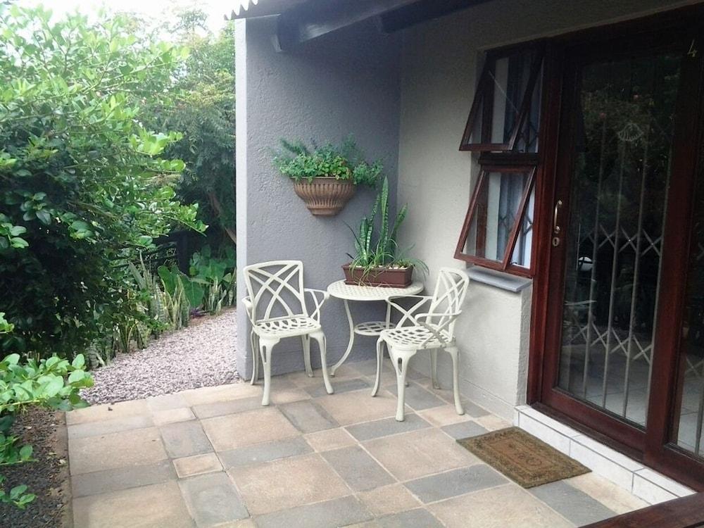 image 6 at Akidogo Guest House by 65 Kingsway Gardens, Warner Beach Amanzimtoti, Durban Kingsburgh KwaZulu-Natal 4140 South Africa