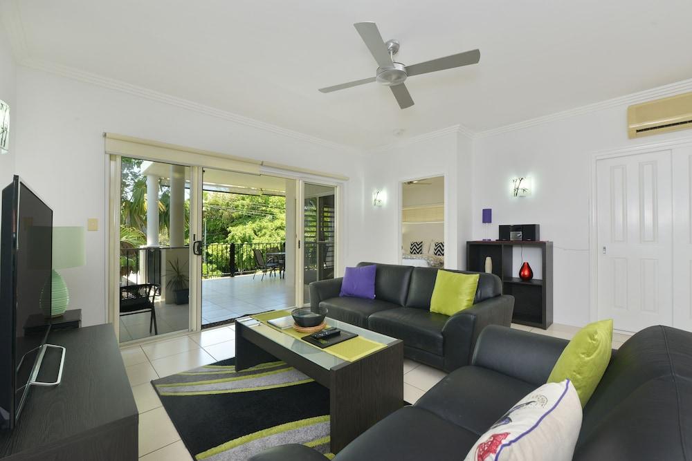 image 6 at Bellevue At Trinity Beach by 88 Moore Street Trinity Beach QLD Queensland 4879 Australia