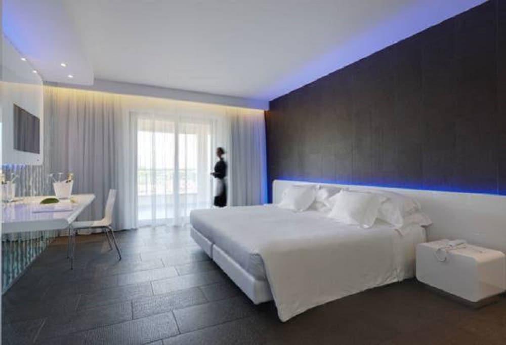image 2 at A Point Porto Ercole Resort & Spa by Via Caravaggio Int. Via Tramontana Monte Argentario GR 58018 Italy