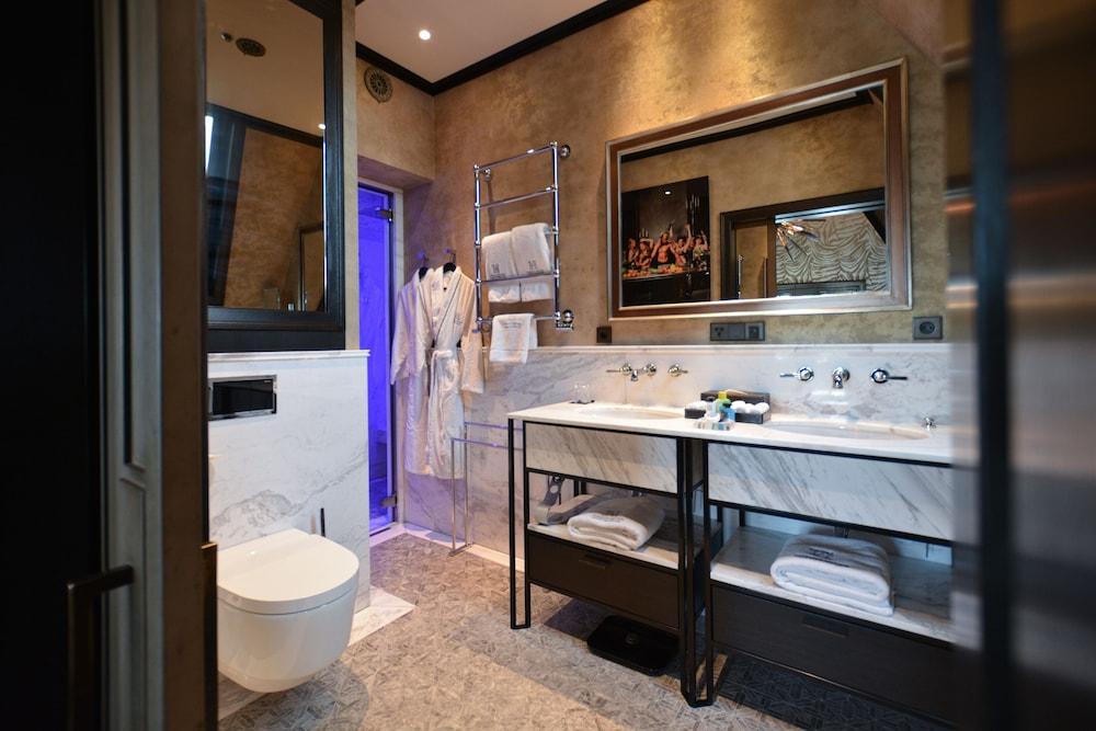 image 7 at Hotel TwentySeven by Dam 27 Amsterdam 1012JS Netherlands