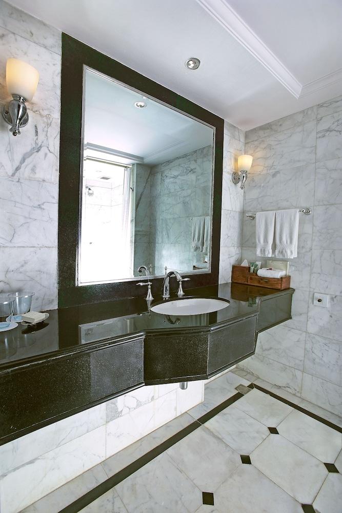 image 4 at Eros Hotel New Delhi, Nehru Place by Nehru Place New Delhi 110019 India