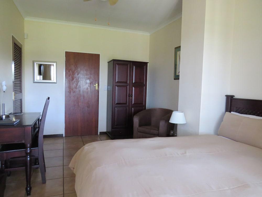image 3 at White House Lodge by Plaston Road Plot 100 Mbombela Mpumalanga 1240 South Africa