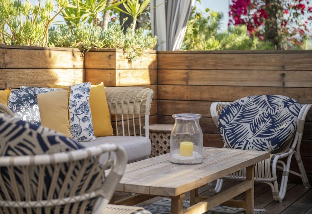 image 7 at SIXTY Beverly Hills by 9360 Wilshire Boulevard Beverly Hills CA California 90212 United States
