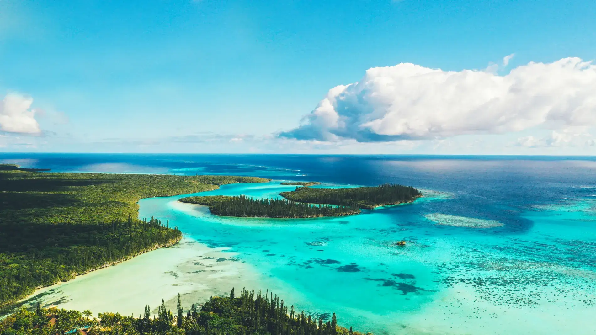 Bienvenue Paradise: 8 Reasons to Visit New Caledonia 