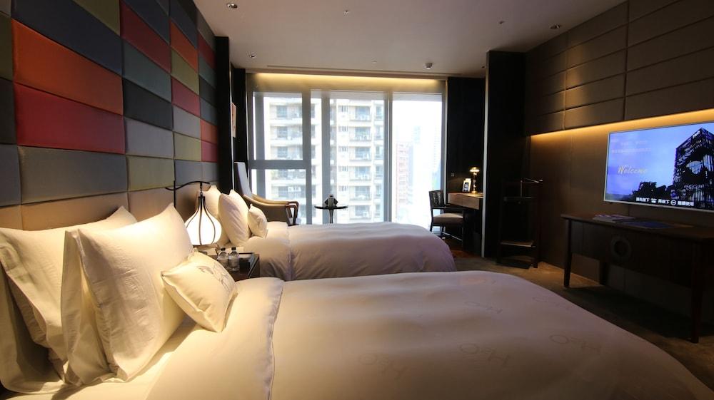 image 3 at H2O Hotel by No.366, Minghua Rd. Gushan Dist. Kaohsiung 80453 Taiwan