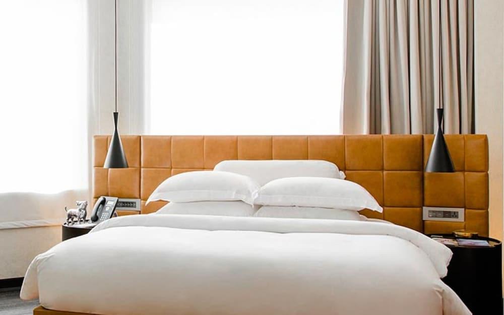 image 2 at Naumi Hotel (SG Clean) by 41 Seah Street Singapore 188396 Singapore