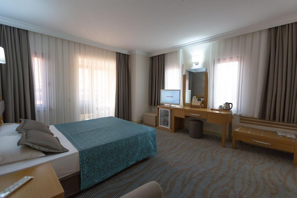 image 3 at Club Hotel Phaselis Rose - All Inclusive by Tekirova Mah Tekirova Cad No 17 Kemer Antalya 7995 Turkey