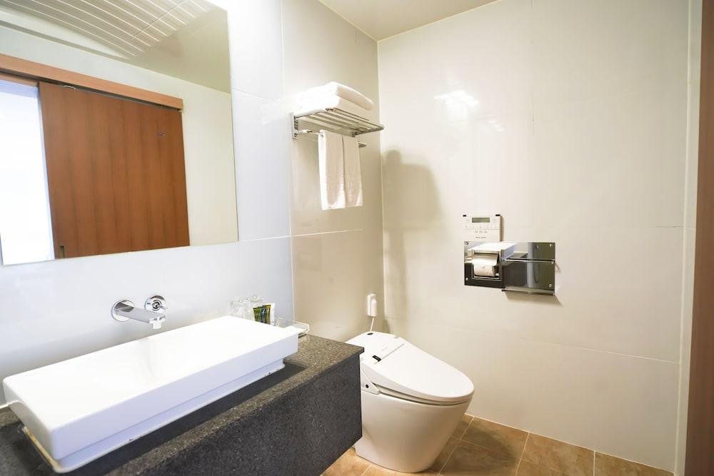 image 9 at Uni Hotel Jeju by 656, Aewolhaean-ro Aewol-eup Jeju City Jeju 695-905 South Korea
