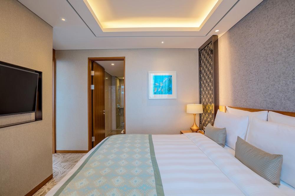 image 1 at Lotte Hotel Yangon by No. 82, Sin Phyu Shin Avenue, Pyay Road 6½ Mile, Ward 11, Hlaing Township Yangon Myanmar [Burma]