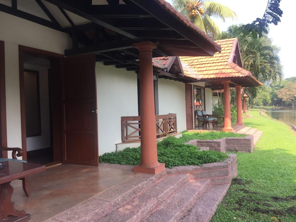 image 2 at Taj Kumarakom Resort & Spa, Kerala by 1/404 Kamarakom Kottayam Kottayam Kerala 686 563 India