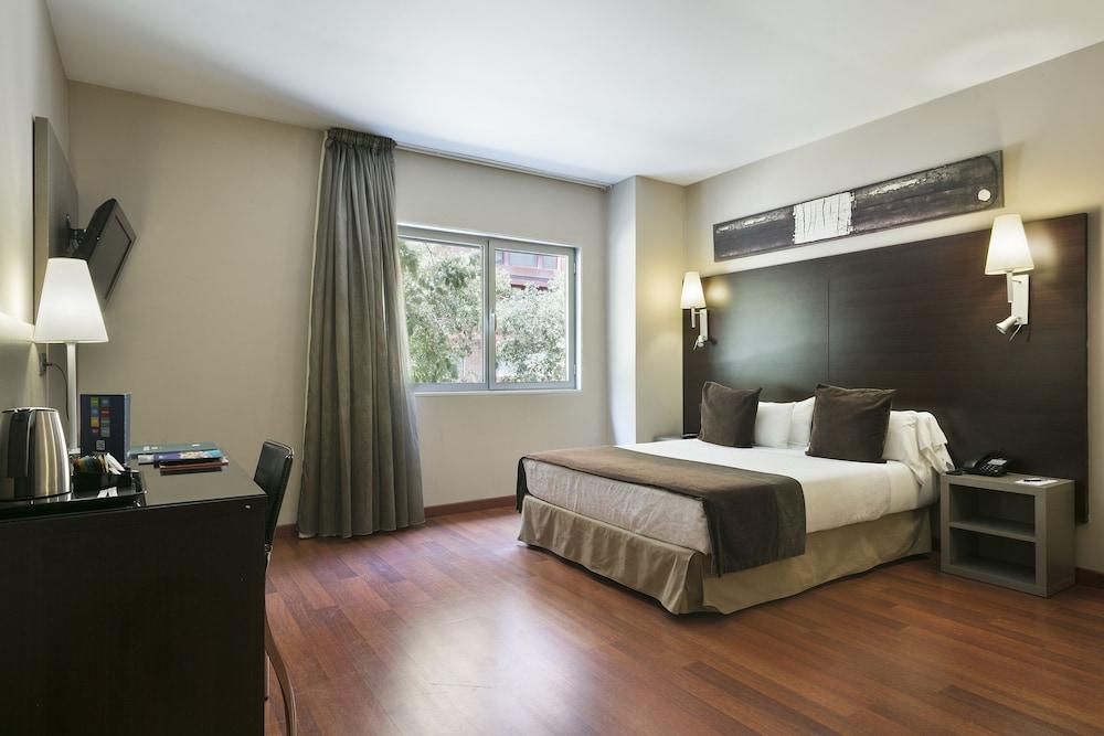 image 5 at Hotel Best Front Maritim by Paseo de Garcia Faria, 69 Barcelona 08019 Spain