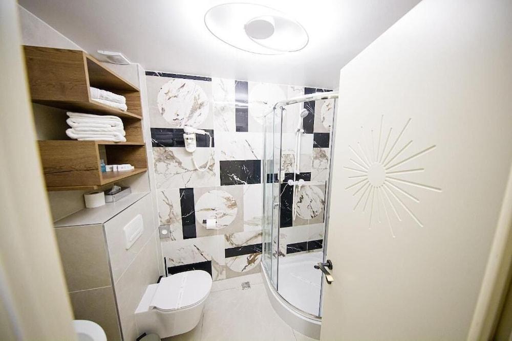 image 8 at Pleiada Boutique Hotel And Spa by Soseaua Bucium 18B Iasi 700282 Romania