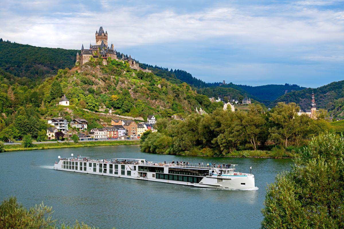 Riverside Luxury Cruises: Exquisite Luxury on Europe’s Greatest Waterways 