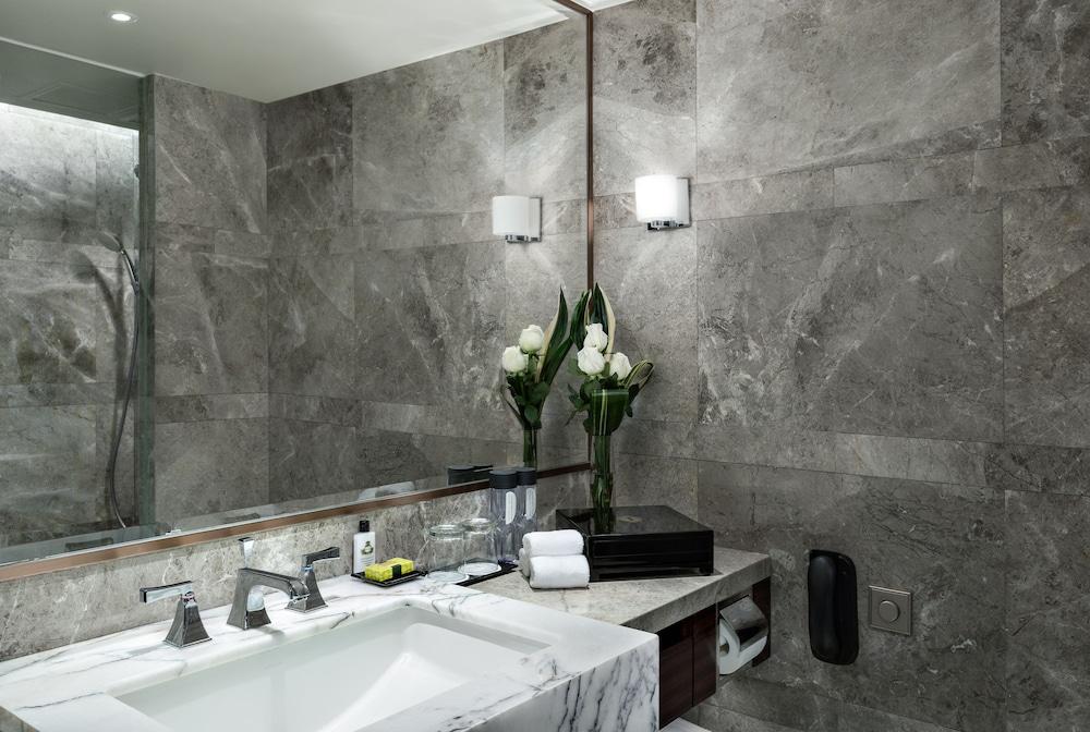 image 7 at InterContinental Grand Stanford Hong Kong, an IHG Hotel by 70 Mody Road Tsimshatsui East Kowloon Hong Kong