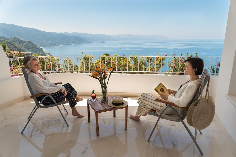 image 1 at Work From Here at Grand Miramar All Luxury Suites by 139 Paseo de Los Corales Puerto Vallarta JAL 48399 Mexico