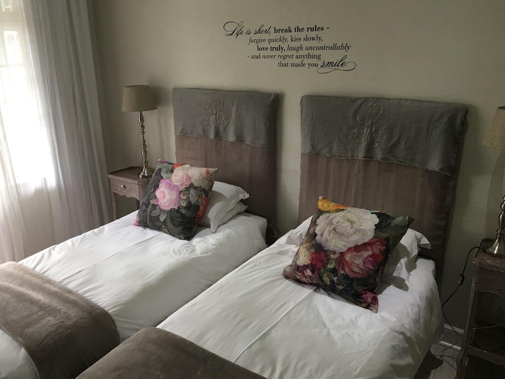image 3 at Lemon Tree B&B by 9 Lynton Rd Kloof KwaZulu-Natal 3640 South Africa