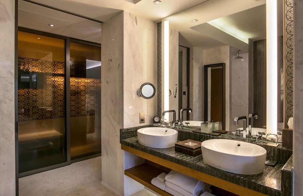 image 2 at Park Hyatt Abu Dhabi Hotel & Villas by Saadiyat Island Abu Dhabi 52007 United Arab Emirates