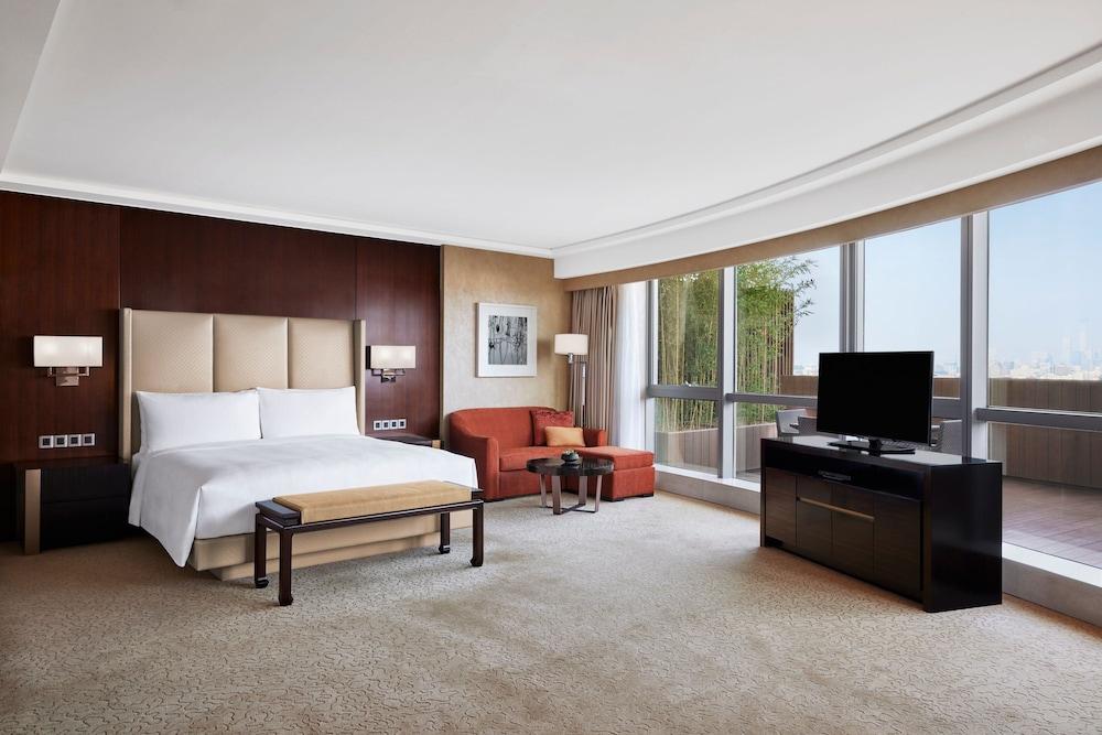 image 1 at JW Marriott Hotel Beijing Central by No.18 Xuanwumenwai Street Xicheng District Beijing Beijing 100052 China