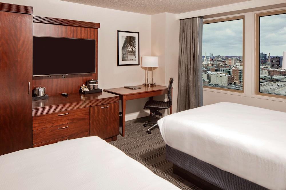 image 3 at Hilton Philadelphia at Penn's Landing by 201 S. Christopher Columbus Blvd Philadelphia PA Pennsylvania 19106 United States