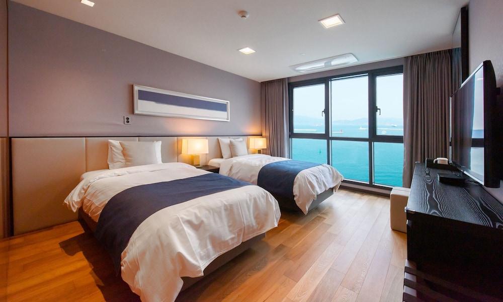 image 9 at Yeosu Venezia Hotel & Resort by 61-13, Odongdo-ro Yeosu Jeollanam-do 59723 South Korea