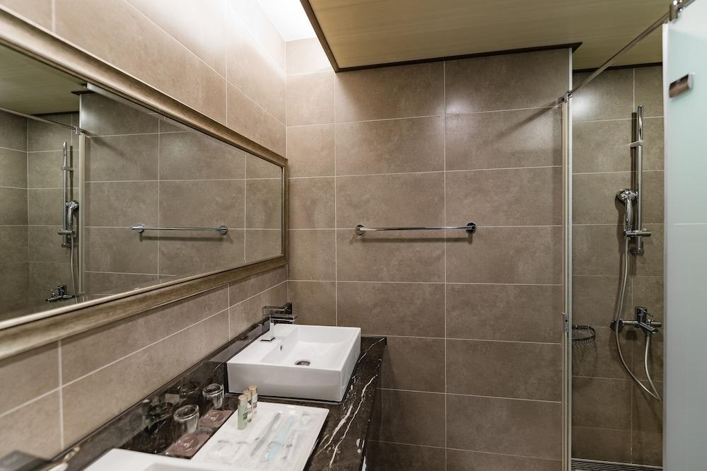 image 5 at The Great Roots Forestry SPA Resort by No.80, Chajiao, Sanxia District New Taipei City 237 Taiwan